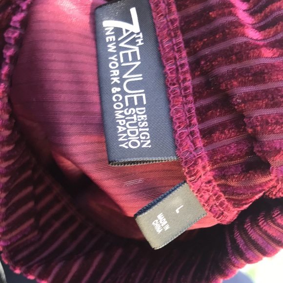 2 body suits 1 blue 1 burgundy will be sold together - Picture 3 of 4